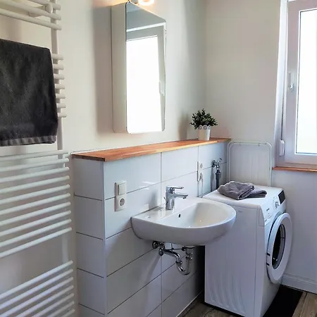 Apartman Gemuetliches Mit Garten I Parkplatz I 10 Min Zur Altstadt