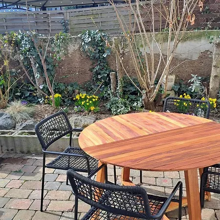 Gemuetliches Mit Garten I Parkplatz I 10 Min Zur Altstadt Apartamento