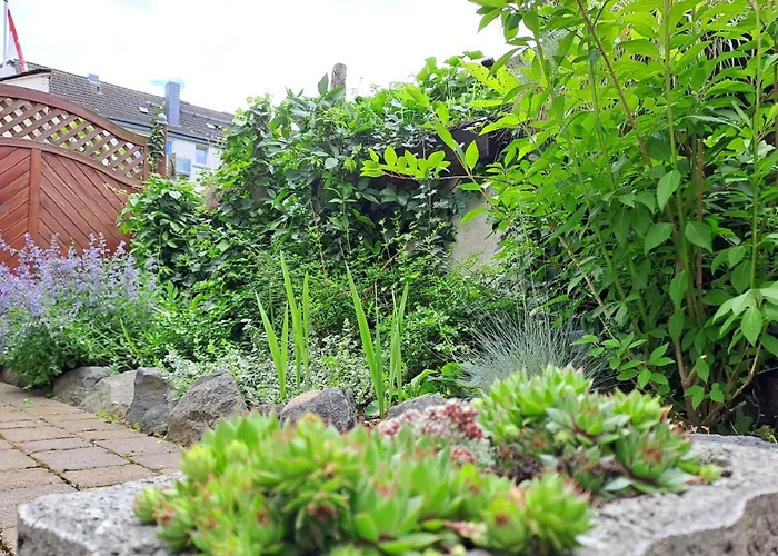 Gemuetliches Mit Garten I Parkplatz I 10 Min Zur Altstadt *